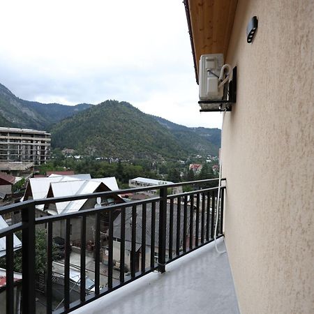 Chanko Hotel Боржоми Экстерьер фото