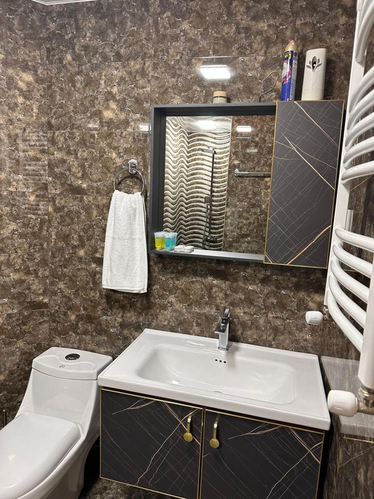Chanko Hotel Боржоми Экстерьер фото