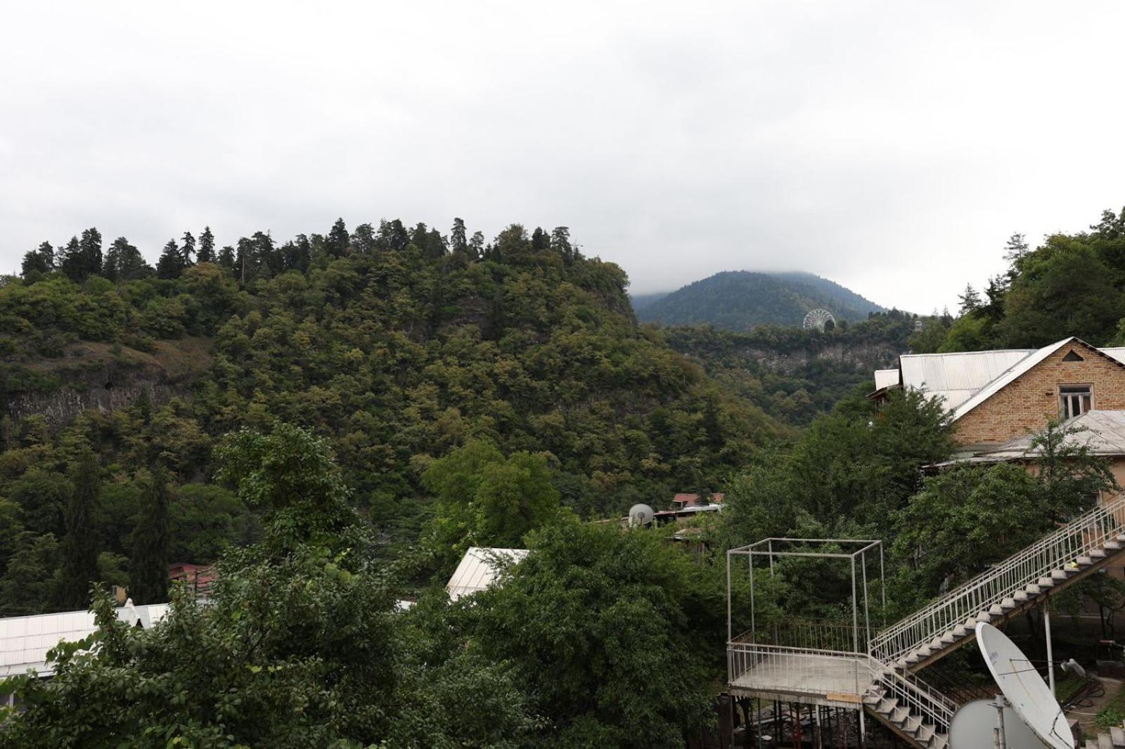 Chanko Hotel Боржоми Экстерьер фото