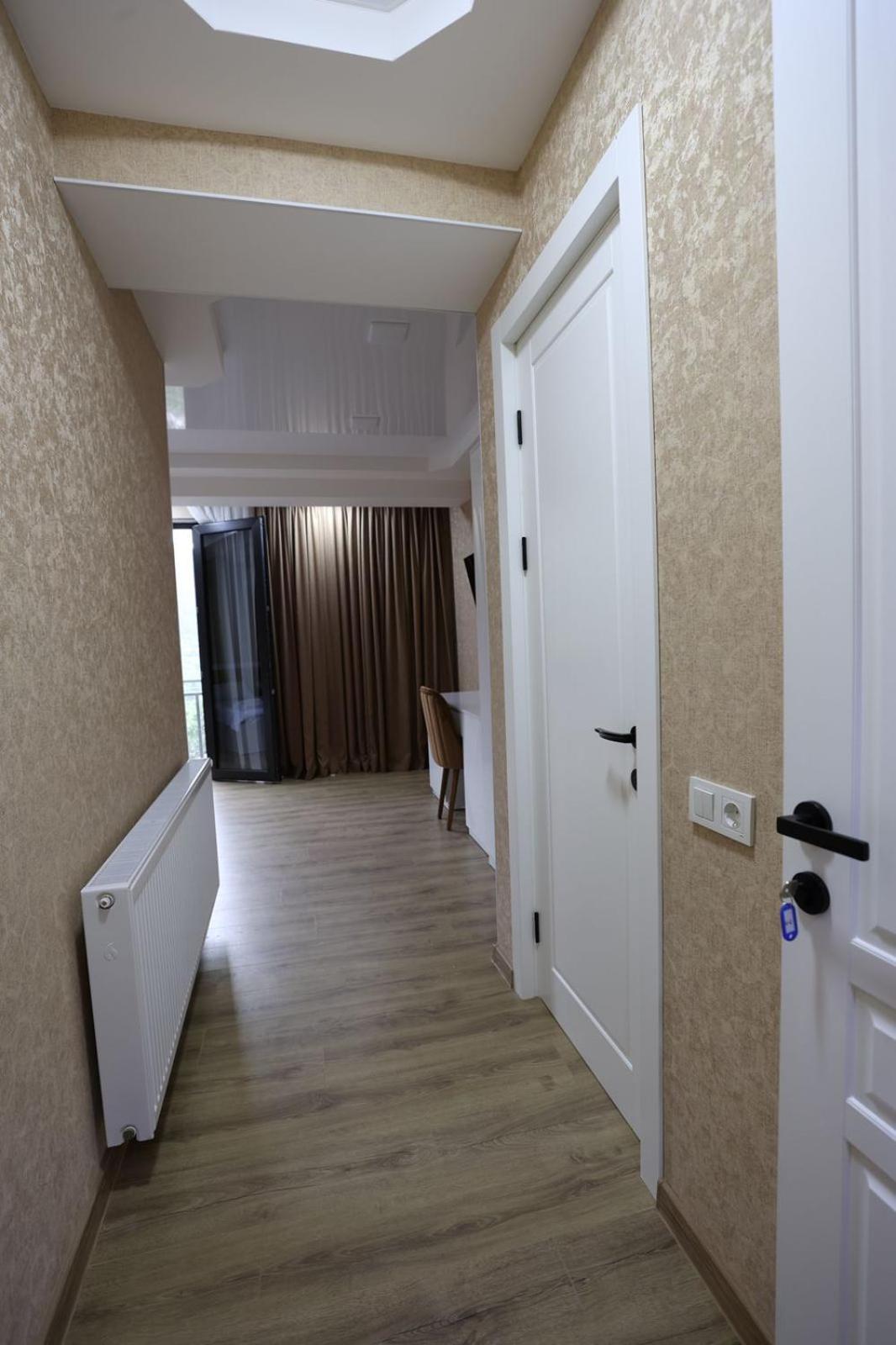 Chanko Hotel Боржоми Экстерьер фото