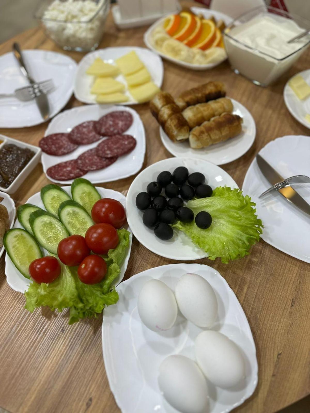 Chanko Hotel Боржоми Экстерьер фото